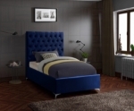 Picture of Velvet bed 