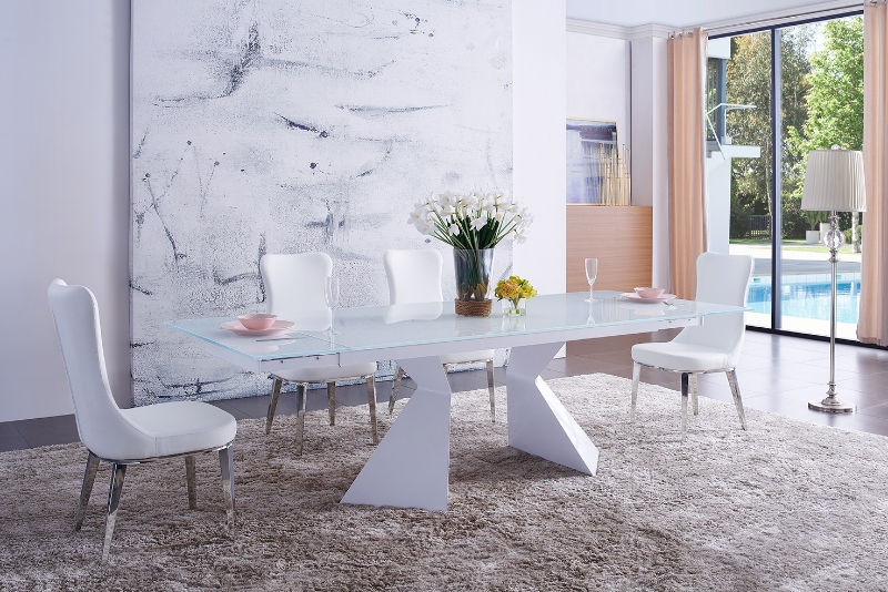 Picture of Modern Extendable Dining Table 