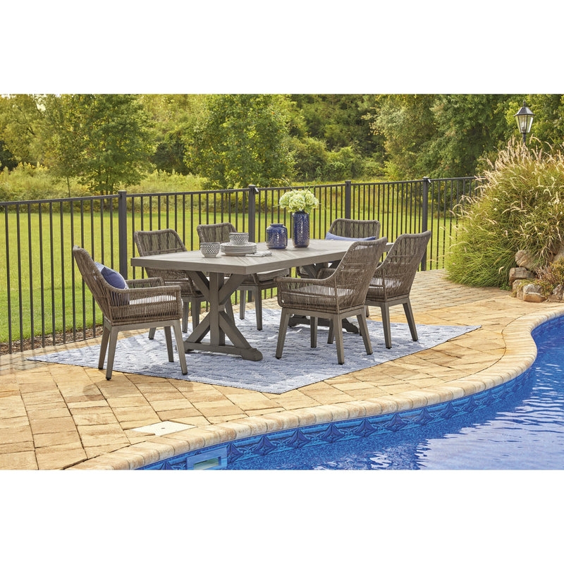 Picture of Outdoor Dining Table and Chairs