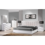 Picture of 30.1"L x 43.7"H White Chest