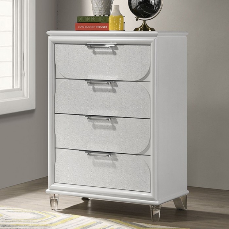 Picture of 30.5"W x 43.5"H Lareina Chest