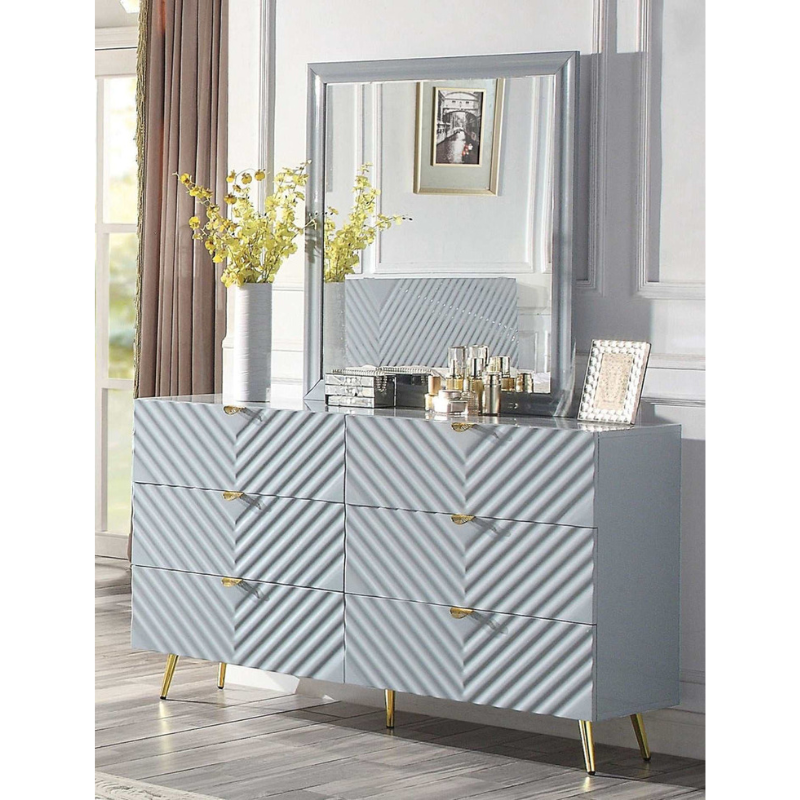 Picture of Wood Gloss Finish Dresser and Mirror