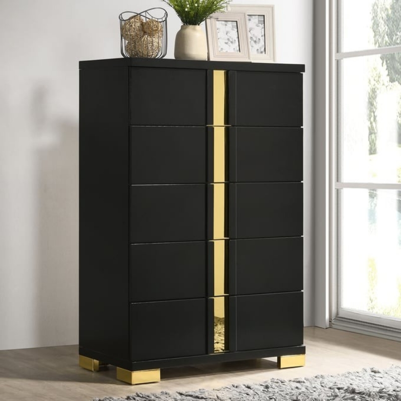 Picture of 31" Black Gold Chest