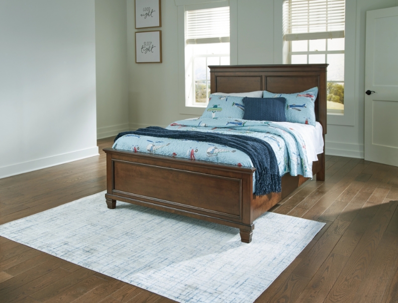 Picture of Brownish cherry finish Full Panel Bed