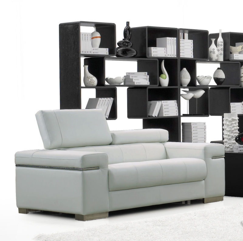 Picture of Genuine Leather White Loveseat