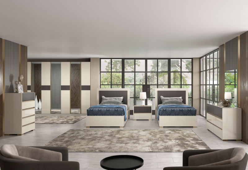 Picture of 5Pc Champagne Color Gloss Bedroom Set