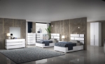 Picture of Gloss White Bedroom Set
