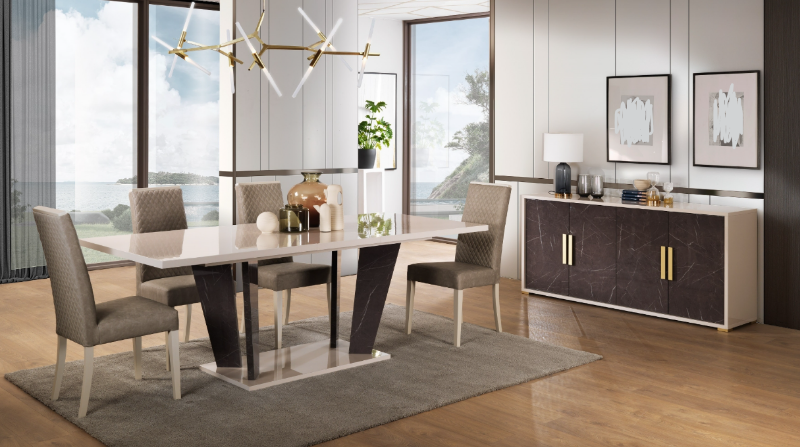 Picture of Dining Room Set