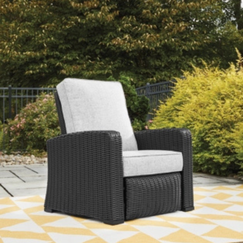 Picture of Outdoor Recliner