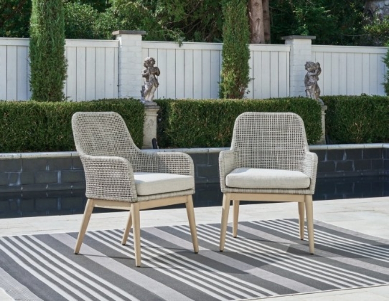 Picture of Outdoor Arm Chair With Cushion