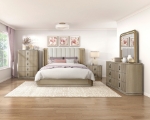 Picture of Premium oak veneers and wood light brown finish natural grain Dresser and Mirror